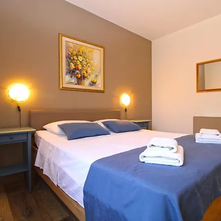 Apartmán Nada 2450 *